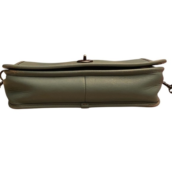 Coach 57325 Turnlock Crossbody in Glovetanned Leather - Cloud Blue - Picture 12 of 13